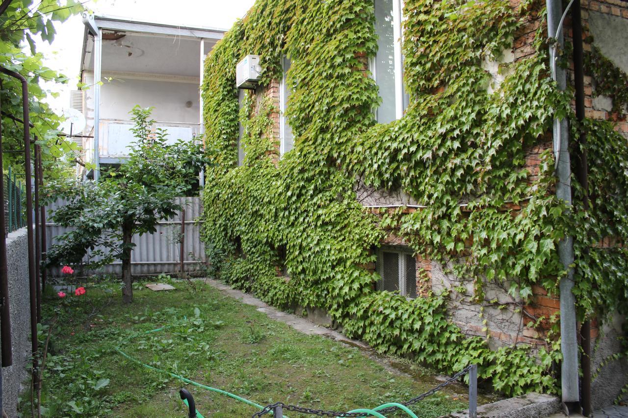 La Deka GuestHouse Lagodekhi Extérieur photo